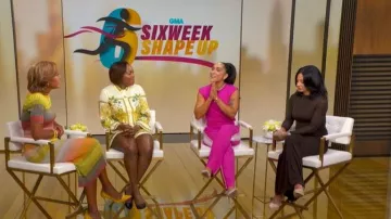 Vestido fruncido de escote falso de Ronny Kobo llevado por Tara Narula tal y como se ve en Good Morning America el 4 de mayo de 2026