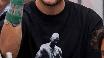 Camiseta negra con estampado Carlos Alcaraz Mutua Madrid Open 2026