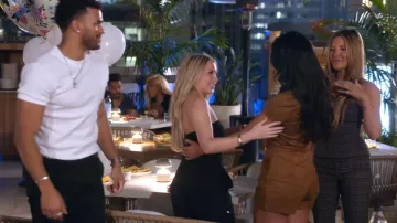 Aritzia Element Tube Top worn by Hannah Fields as seen in Love Island: Beyond the Villa (S02E01)