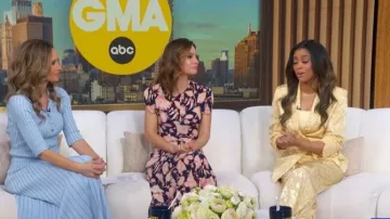 Vestido Midi de punto de costilla de Maje llevado por Rhiannon Ally visto en Good Morning America el 7 de mayo de 2026