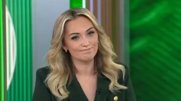 Veronica Beard Miller Blazer worn by Kelly O'Grady as seen in CBS Mornings on April 30, 2026
