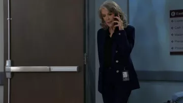 Anne Klein Pull-On Pants worn by Lia Whitmore(Cecelia Specht) as seen in Beyond the Gates(S02E83)