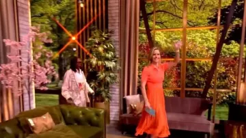 Essentiel Antwerp rinkle Paneled Maxi Skirt worn by Sara Haines as seen in The View on  May 7, 2026