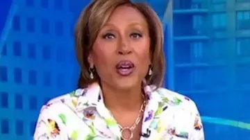Good Morning America 2026 Robin Roberts Blusa con estampado floral de mi propia co-presentadora (Robin Roberts) en Good Morning America: Edición de fin de semana