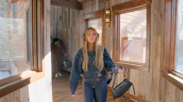 Levi's Low Loose Jeans worn by Iris Kendall as seen in Love Island: Beyond the Villa (S02E07)