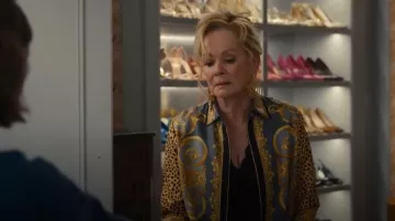 Versace Pattern-Printed Button-Up Shirt worn by Deborah Vance (Jean Smart) as seen in Hacks(S05E03)