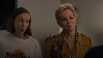 Olivia von Halle Lila Seduction Snake Print Silk Pyjamas worn by Deborah Vance (Jean Smart) as seen in Hacks(S05E07)