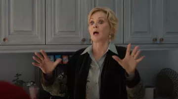 The Kooples Burn Out Velvet Kimono used by Deborah Vance (Jean Smart) as seen in Hacks(S05E07)