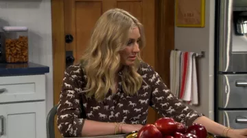 Rails Kate Printed Silk Shirt worn by Gemma Johnson (Beth Behrs) as seen in The Neighborhood (S08E19)