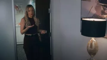 Zut Sammy Suede Pants worn by Isla Gordon (Kate Hudson) as seen in Running Point (S02E10)