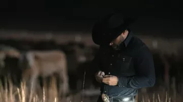 RRL Buffalo West Denim Western Shirt worn by Rob-Will (Jai Courtney) as seen in Dutton Ranch (S01E01)