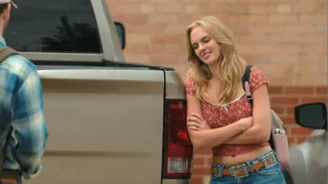 Johnny Was Piazza Italian Leather Conch Belt worn by Cassie (Jessica Belkin) as seen in Dutton Ranch (S01E01)