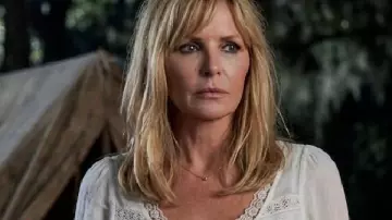 Reformation Lacey abstract-print crepe midi floral dress worn by Beth Dutton (Kelly Reilly) as seen in Yellowstone TV show outfits (Season 4 Episode 2) | Spotern Reformation Lacey abstract-print crepe midi floral dress worn by Beth Dutton (Kelly Reilly) as seen in Yellowstone TV show outfits (Season 4 Episode 2) | Spotern