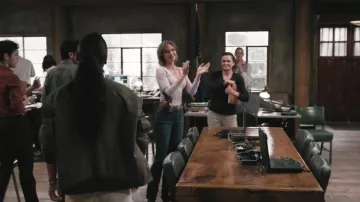 Urban Outfitters Out From Under Diana Layering Lace Trim Henley Top worn by Belle Skinner (Arielle Kebbel) as seen in Marshals (S01E10)