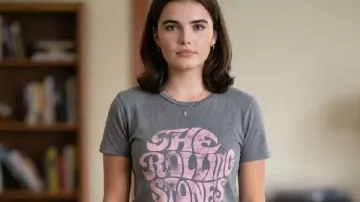 Off Campus Ella Bright The Rolling Stones Graphic T-Shirt (Ella Bright) in Off Campus (S01)