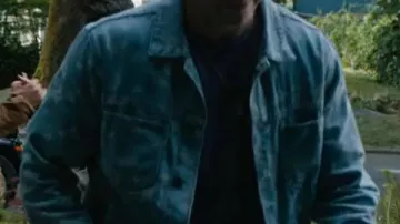 Chaqueta vaquera azul Off Campus S01 Dean Di Laurentis usada por el Decano (Stephen Kalyn) en Off Campus (S01)
