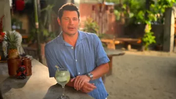 Camisa Wax London Seersucker Waffle Didcot usada por Nick Lachey vista en Perfect Match (S04E01)