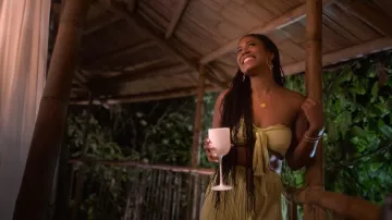 Hello Molly Loveline Crop Top Olive worn by Marissa George as seen in Perfect Match (S04E01)