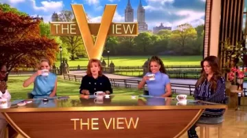Maje Printed fluid Trousers worn by Alyssa Farah Griffin as seen in The View on May 20, 2026
