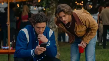 Carhartt Iconic J01 Duck Detroit Jacket worn by John Logan (Antonio Cipriano) as seen in Off Campus (S01E01)