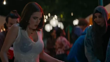 Natori Underwire Bra worn by Hannah Wells (Ella Bright) as seen in Off Campus (S01E01)