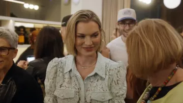 Blusa Generation Love Mina llevada por Lindsay Hubbard vista en Summer House (S10E13)