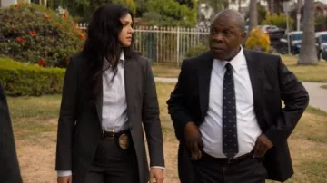 Theory Etiennette Blazer worn by Yvette Cruz (Ariana Guerra) as seen in Nemesis (S01E06)
