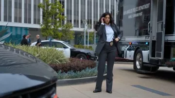 Theory Flared Pant, 34'' in Good Wool worn by Yvette Cruz (Ariana Guerra) as seen in Nemesis (S01E06)