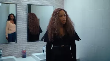 Valentino Garavani VLogo Signature Calfskin Belt 30MM worn by Ebony Wilder (Cleopatra Coleman) as seen in Nemesis (S01E07)