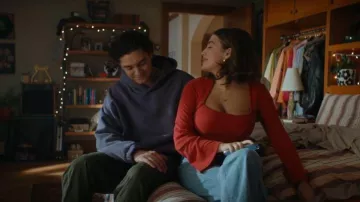 Dickies 85-283 Cargo Canvas Pants worn by Garrett Graham (Belmont Cameli) as seen in Off Campus (S01E05)