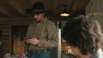 Poncho Mens The Hidalgo Green Denim Shirt of Kayce Dutton (Luke Grimes) in Marshals (S01E13)