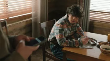 Faherty Doug Goodfeather Canyon Shirt worn by Tate Dutton (Brecken Merrill) as seen in Marshals (S01E13)