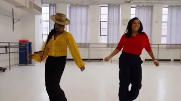 Veronica Beard Dari Cargo Pants worn by Sheinelle Jones as seen in Today on May 22, 2026