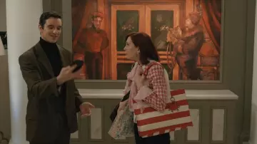 Sac Tote Sonoma Goods For Life Danson Porté par Elsbeth Tascioni (Carrie Preston) tel que vu dans Elsbeth (S03E20)