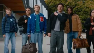 Herschel Heritage Water Resistant Recycled Polyester Duffle Bag worn by Dean Di Laurentis (Stephen Kalyn) as seen in Off Campus (S01E07)