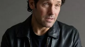 Chaqueta de cuero negra Power Ballad usada por (Paul Rudd) como se ve en Power Ballad