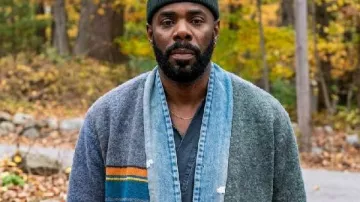 The Four Seasons S02 Colman Domingo Stripe Kimono Jacket used by Danny (Colman Domingo) as seen in The Four Seasons (S02)