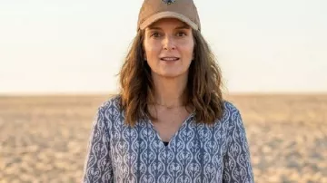The Four Seasons S02 Tina Fey Printed Tunic dress worn by Kate (Tina Fey) as seen in The Four Seasons (S02E08)