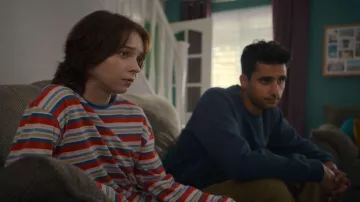 Monki Boxy Sleeve T-Shirt worn by Pip Fitz-Amobi (Emma Myers) as seen in A Good Girl's Guide to Murder (S02E03)