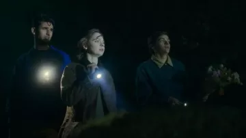 Carhartt WIP OG Detroit Jacket worn by Connor Reynolds (Jude Morgan-Collie) as seen in A Good Girl's Guide to Murder (S02E04)