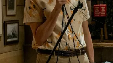 Printed shirt (Jeff Hiller) in Widow's Bay