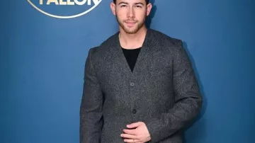 Nick Jonas The Tonight Show Starring Jimmy Fallon S13 Blazer of Nick Jonas in The Tonight Show Starring Jimmy Fallon