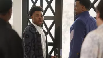 The Elder Statesman Strata Crochet Jacket worn by Carmelo Dinkins (Jalyn Hall) as seen in The Fall and Rise of Reggie Dinkins (S01E10)