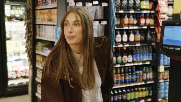 Zara Leather Bomber Jacket worn by Amanda Batula as seen in In the City (S01E01)