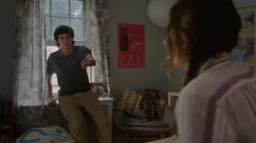 Levis Classic Pocket T-shirt worn by Connor Boyle (Billy Carter) as seen in American Classic (S01E02)