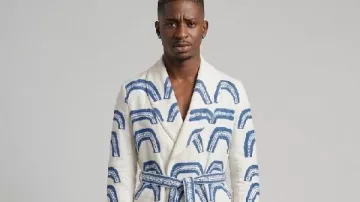 Samuel Arnold Emily In Paris S06 Blue Ancient Print Suit worn by Julien (Samuel Arnold) as seen in Emily in Paris (S06)