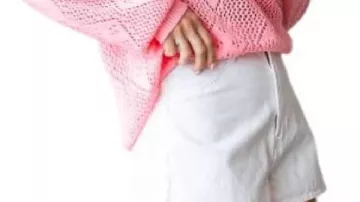 Sweater worn by (Julie Dupree) in Baylen Out Loud