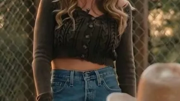 Cropped Cardigan worn by Oreana (Natalie Alyn Lind) in Dutton Ranch