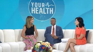 Robe fourreau Calvin Klein Scuba Cold Shoulder portée par Vicky Nguyen telle que vue dans aujourd’hui, le 8 juin 2026