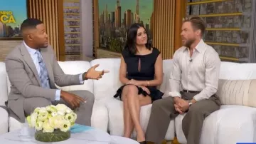 Falda asimétrica Shushu/Tong con lazos y volantes llevada por Hayley Erbert tal como se ve en Good Morning America el 5 de junio de 2026